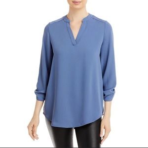 TAHARI COLLARED V-NECK BLOUSE